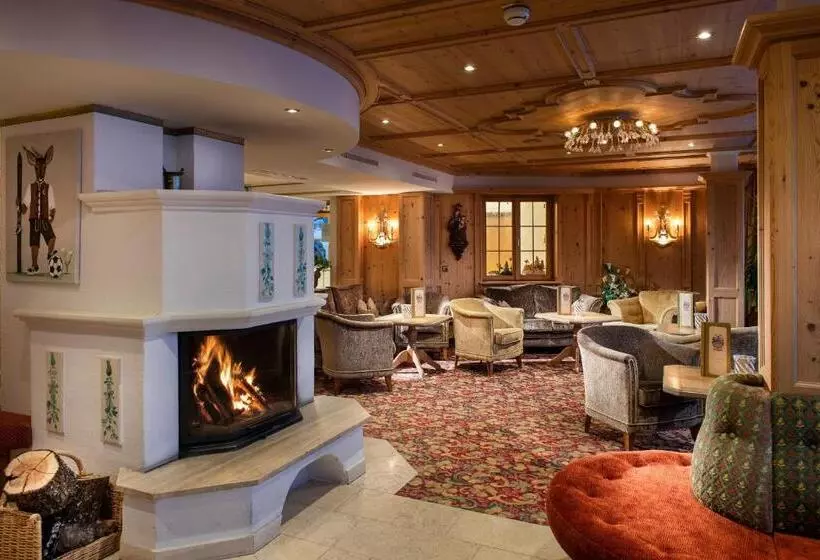 ホテル Bergheimat