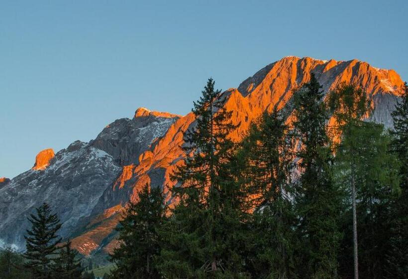 Отель Bergheimat