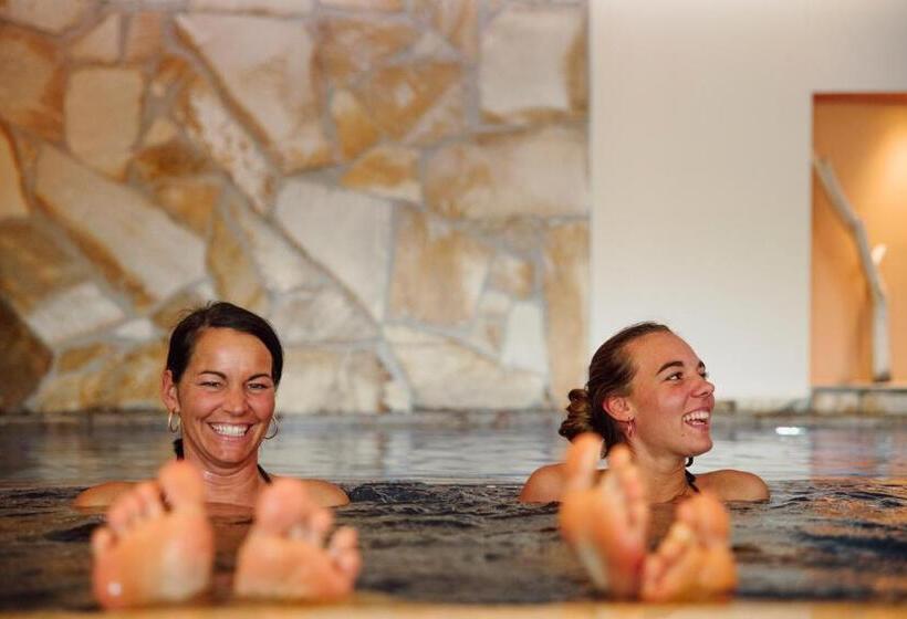 Отель Bergheimat