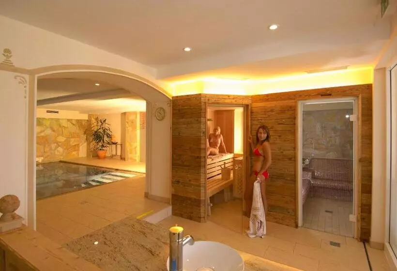 ホテル Bergheimat