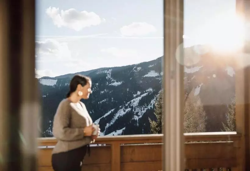 ホテル Bergheimat