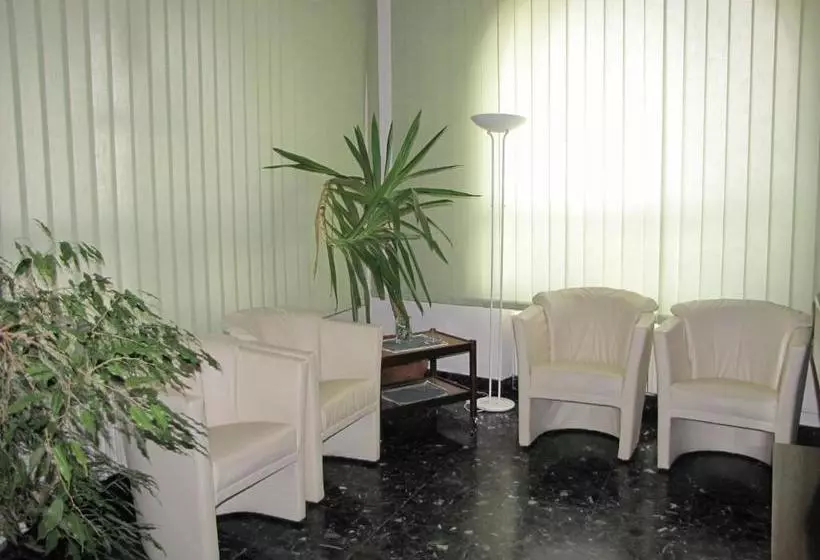 فندق Bílá Růže