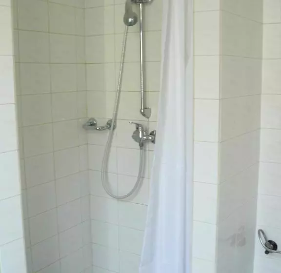 فندق Bílá Růže