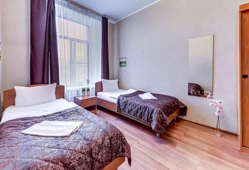 Hotelli Democrat On Nevskiy 147