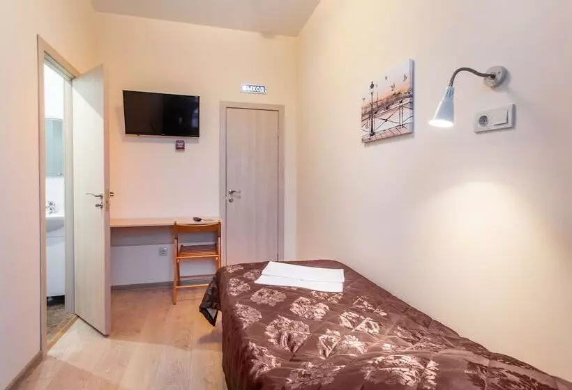 Hotelli Democrat On Nevskiy 147