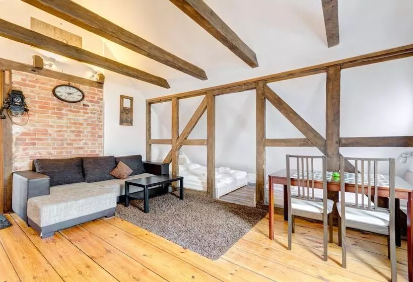 호텔 Dom & House Apartments Port Monte Cassino