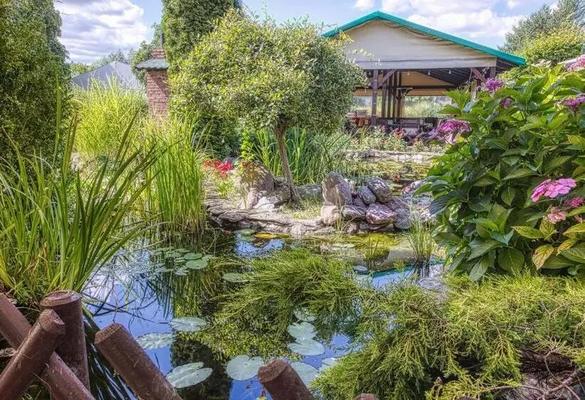 בית מלון כפרי Dom Oliwski