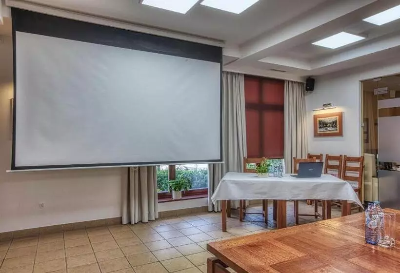 בית מלון כפרי Dom Oliwski