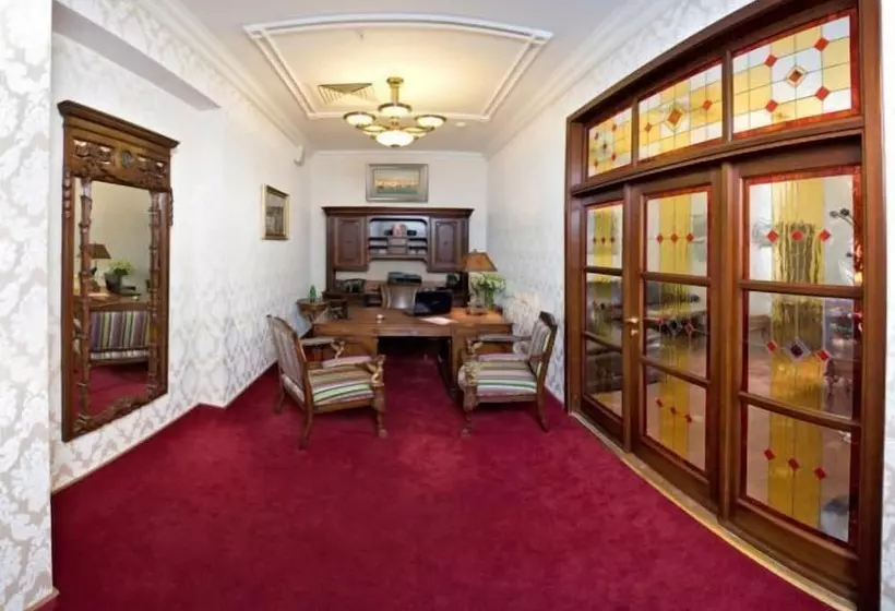 فندق Gostiny Dom