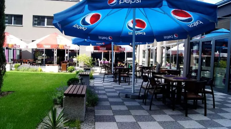 Отель Malinowski Business