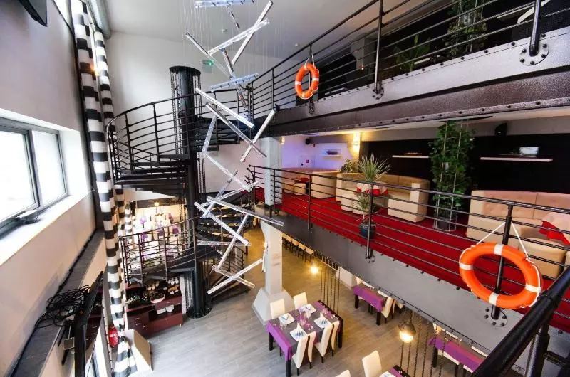 Отель Malinowski Business