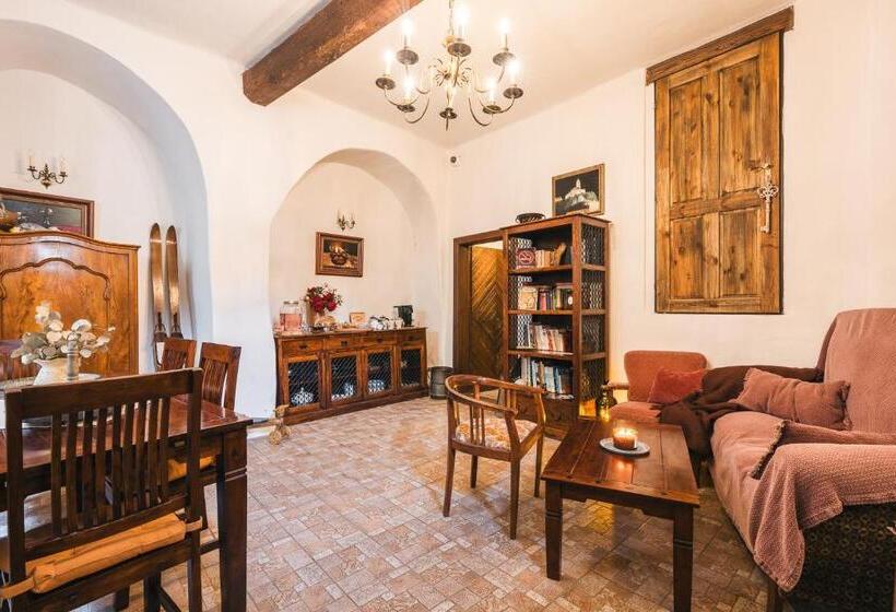 호텔 Penzion U Náměstí At The Town Square