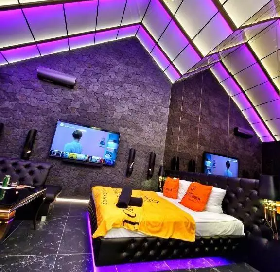 هتل Ramka & Restaurant & Wine Bar