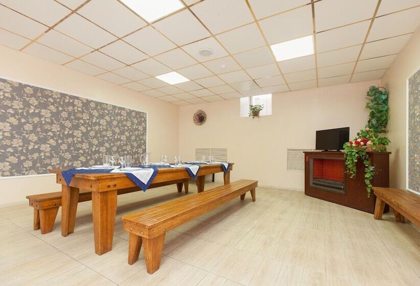 בית מלון כפרי Regina Malye Klyki