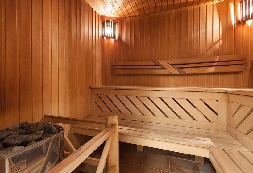 בית מלון כפרי Regina Malye Klyki