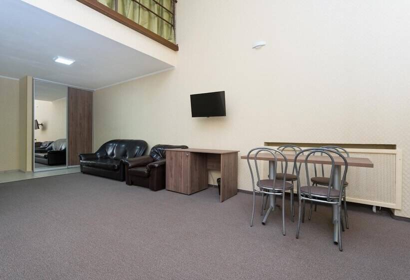 בית מלון כפרי Regina Malye Klyki