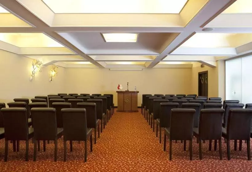 Hotelli Susuzlu Atlantis