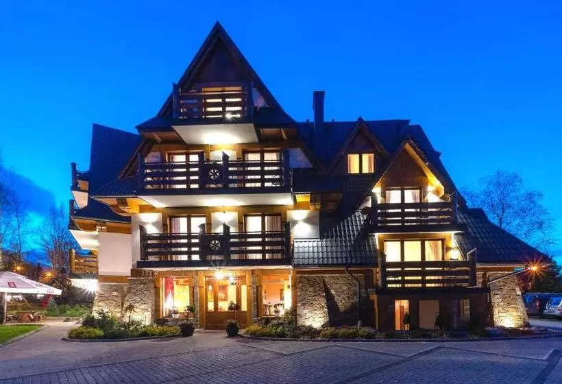 ホテル Willa Borowianka