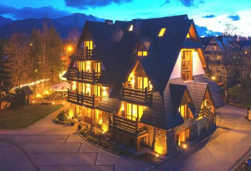 ホテル Willa Borowianka