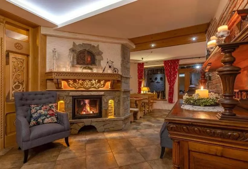 ホテル Willa Borowianka