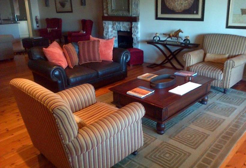 Nautilus Guest House