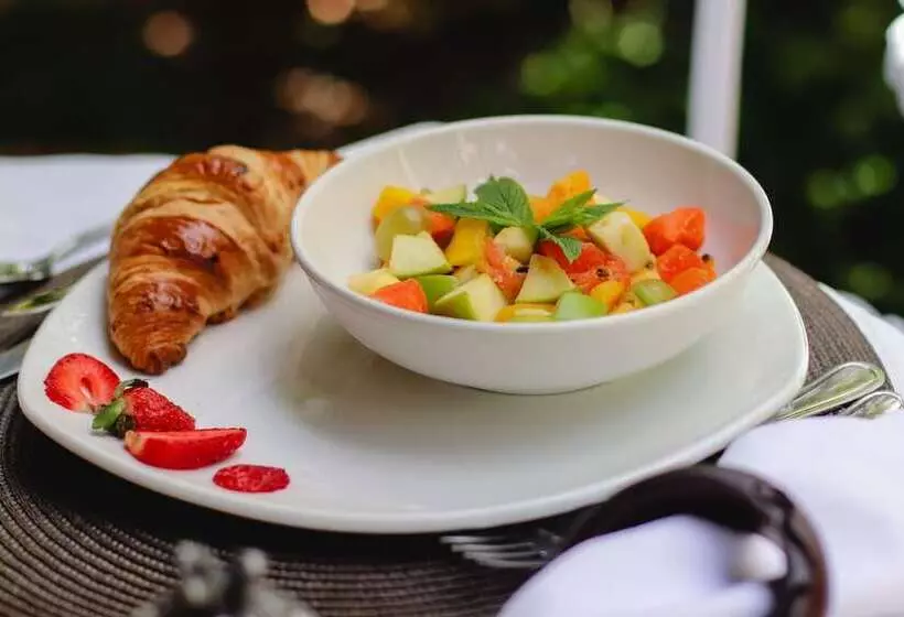 ペンション Carmichael House Boutique