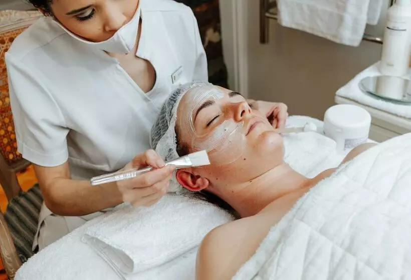 ペンション Carmichael House Boutique