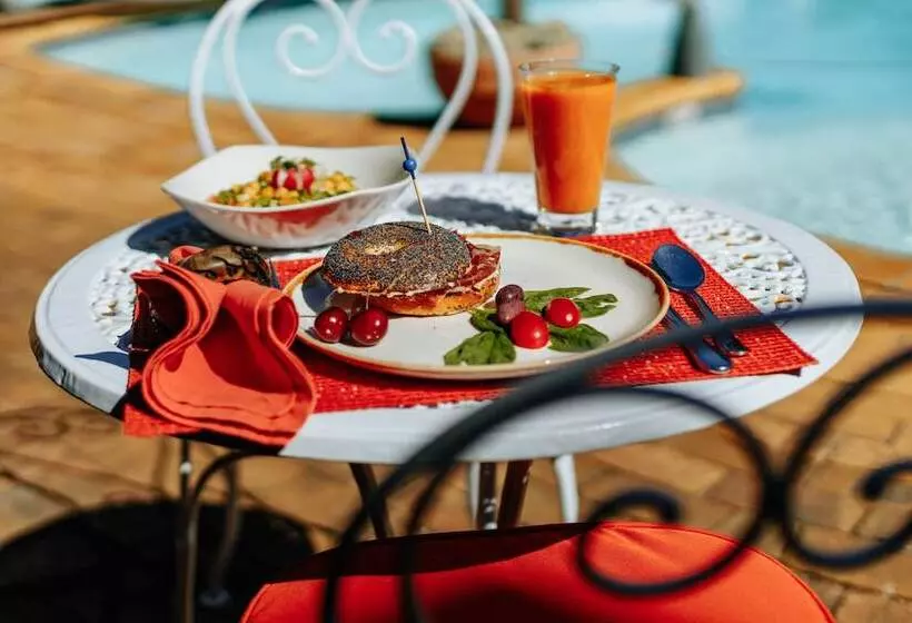 ペンション Carmichael House Boutique