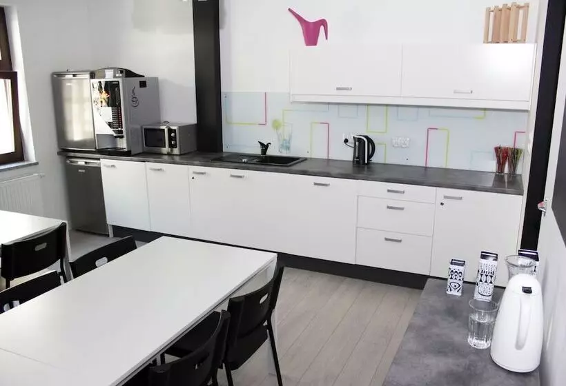 Soda Hostel & Apartments