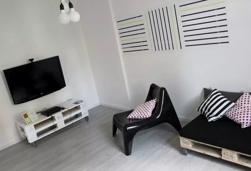 Soda Hostel & Apartments