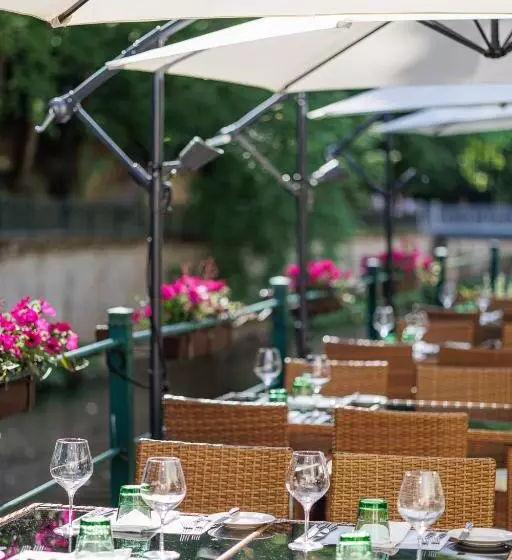 Villa Basileia Riverside