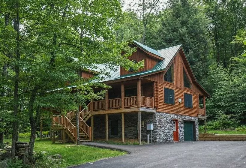 Brookside Retreat