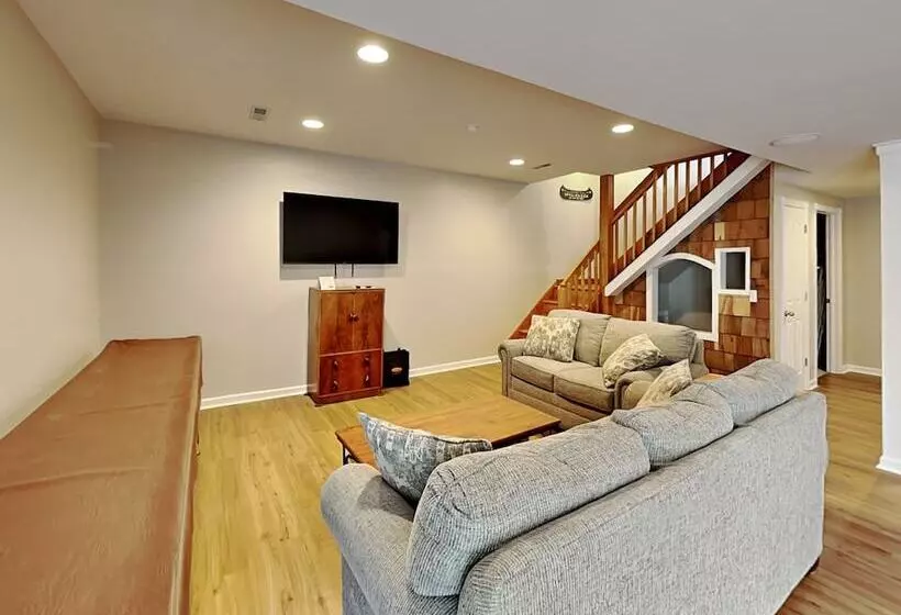 Captain S Cabin