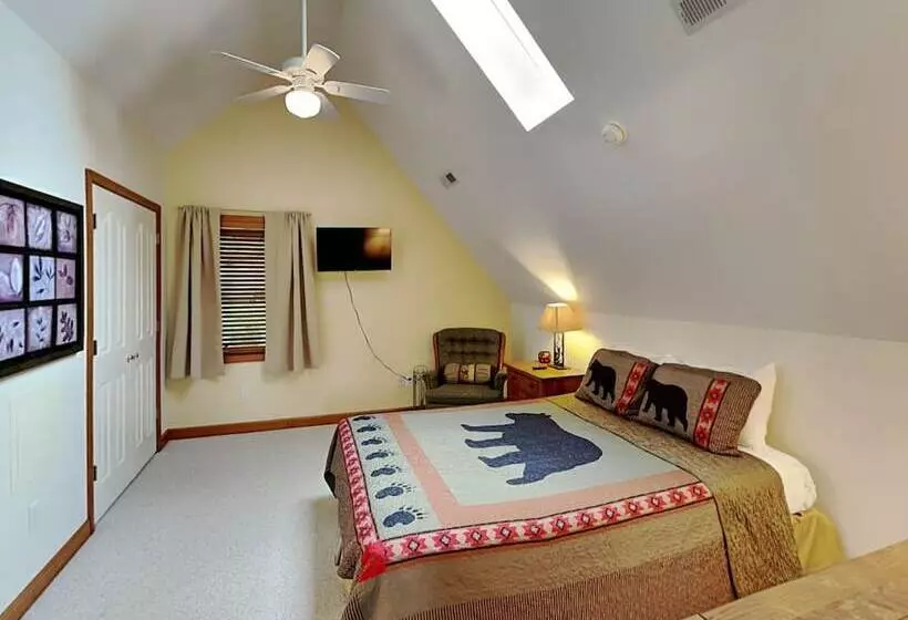 Captain S Cabin