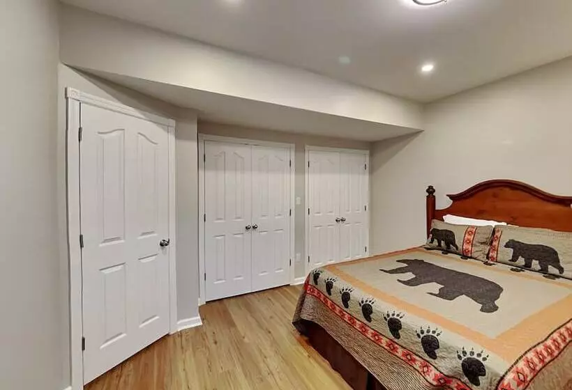 Captain S Cabin