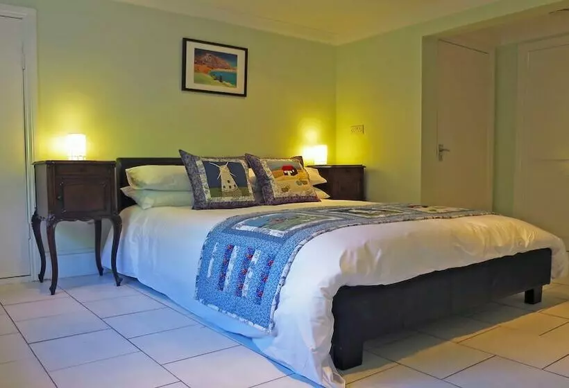 Castlemill Cottage