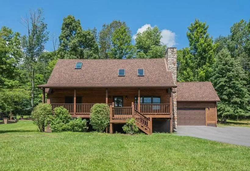 Dancing Bear Lodge
