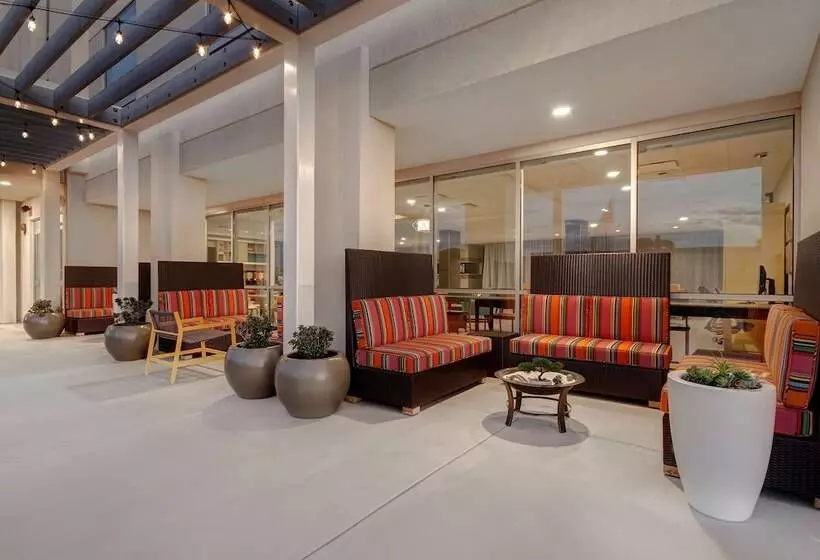 Hotelli Home2 Suites By Hilton Garden Grove