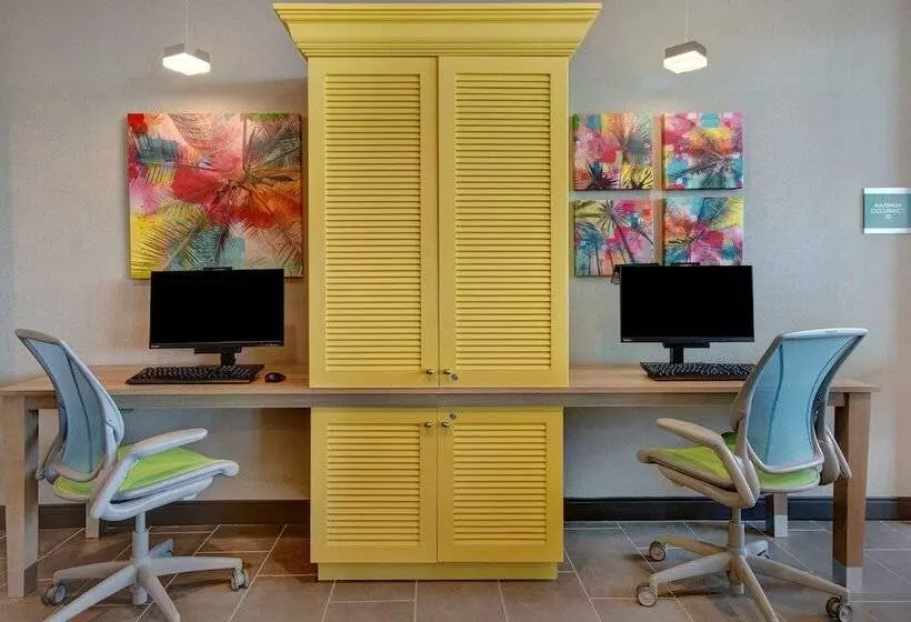 Hotelli Home2 Suites By Hilton Garden Grove