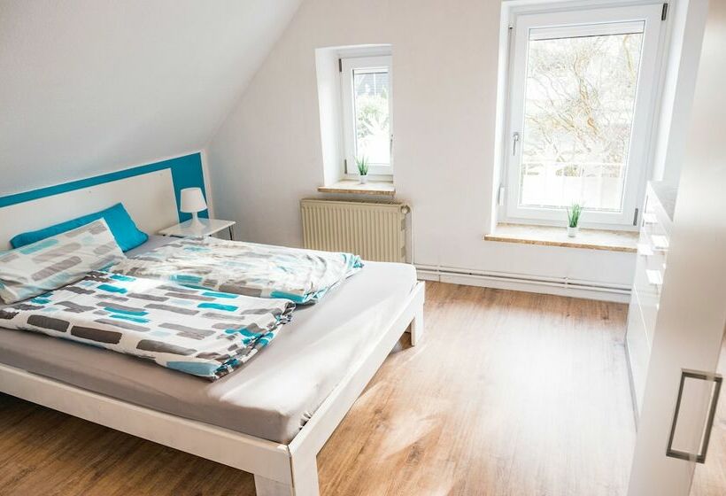 Majatalo Lilieinn Boardinghouse