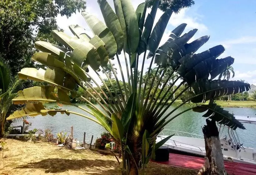 Aamiaismajoitus (B&B) River Bend Resort Belize