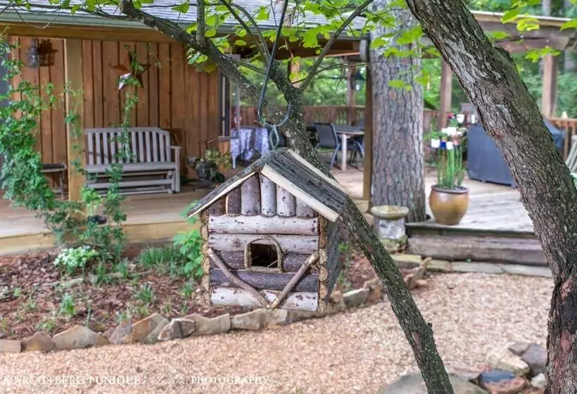 Eureka Sunset Cabins