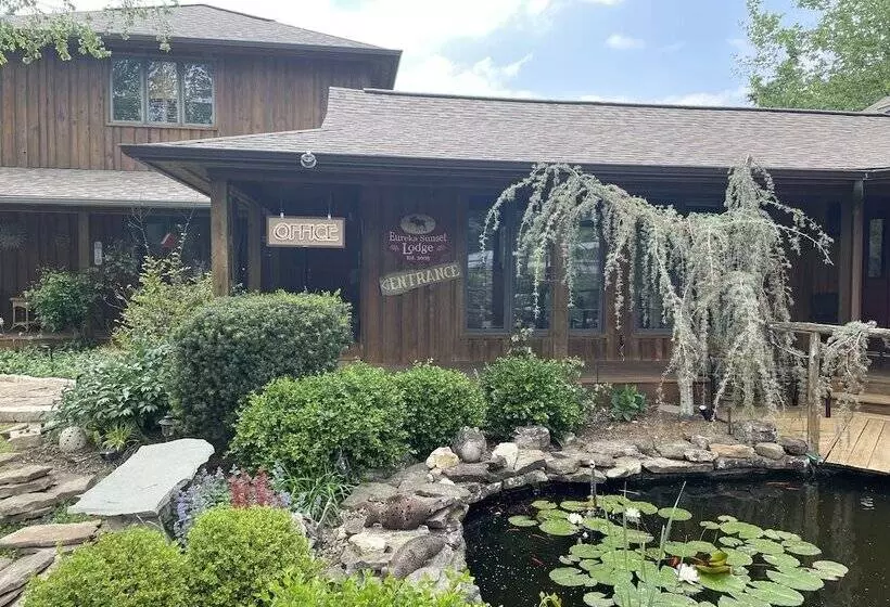 Eureka Sunset Cabins