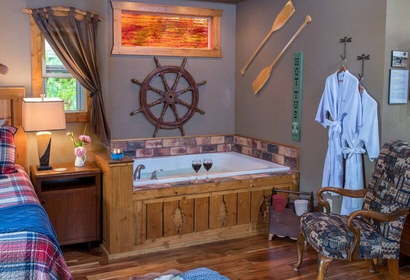 Eureka Sunset Cabins