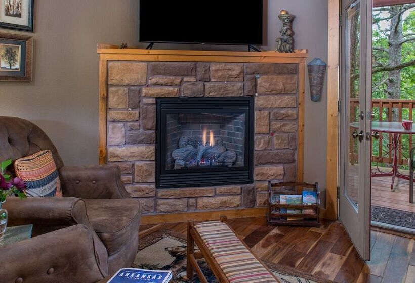 Eureka Sunset Cabins