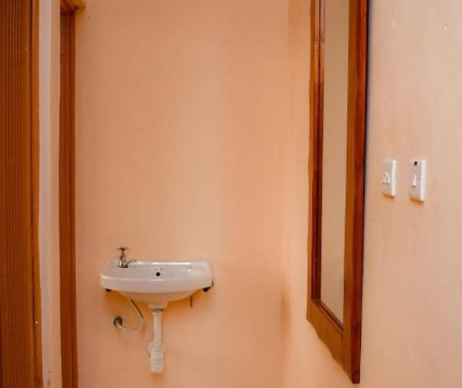 فندق Faraja Guest House