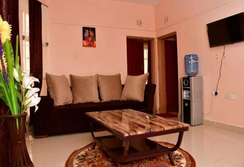 فندق Faraja Guest House