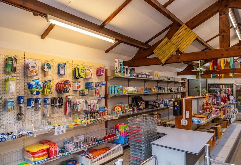 אתר נופש Europarcs Poort Van Maastricht