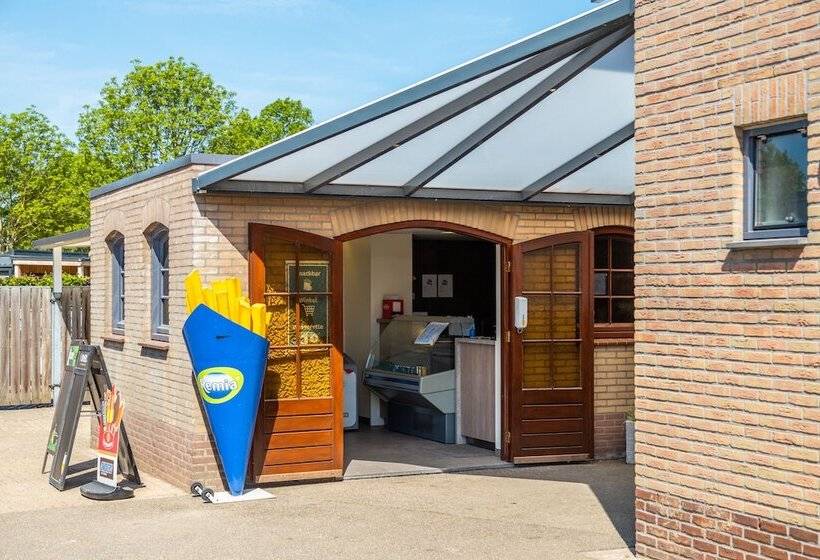 אתר נופש Europarcs Poort Van Maastricht