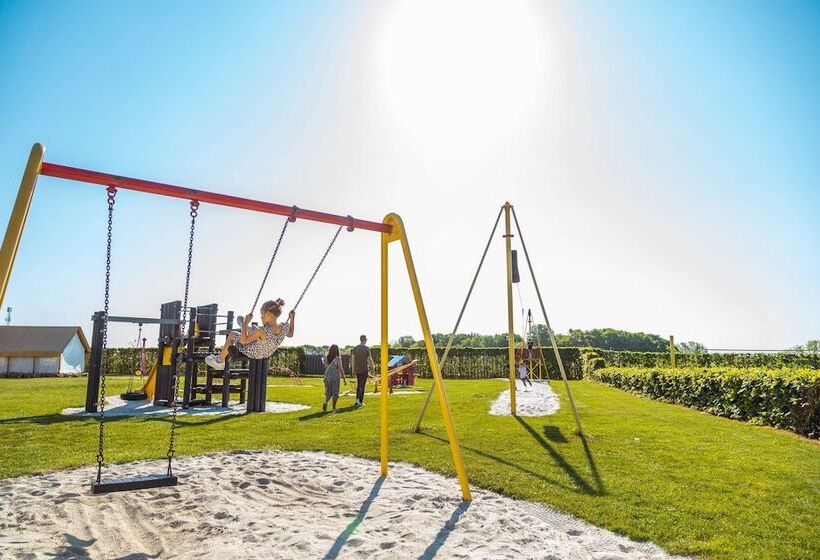 אתר נופש Europarcs Poort Van Maastricht